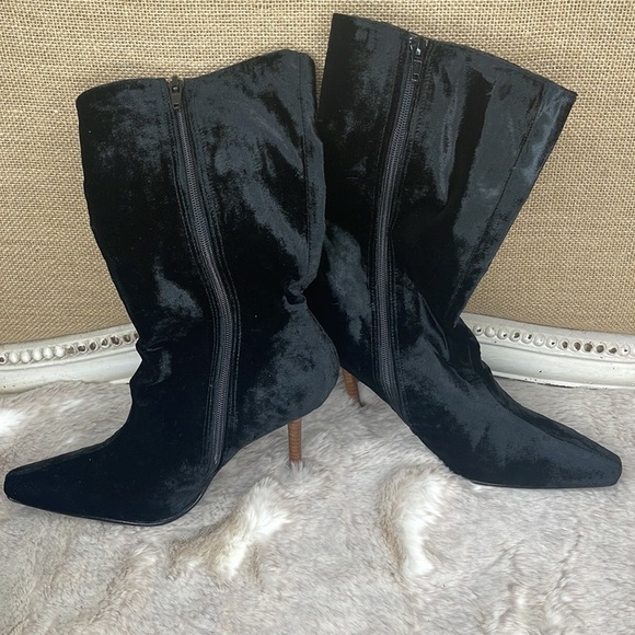 Colin Stuart for Victoria Secret•Black Suede•Midi Boots - Picture 3 of 9